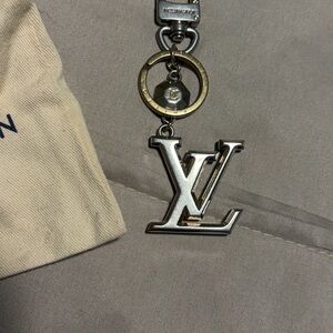 Louis Vuitton Silver Key Holder